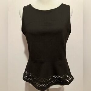 Jennifer and Grace Women’s Sleeveless Top, Size M, Black.